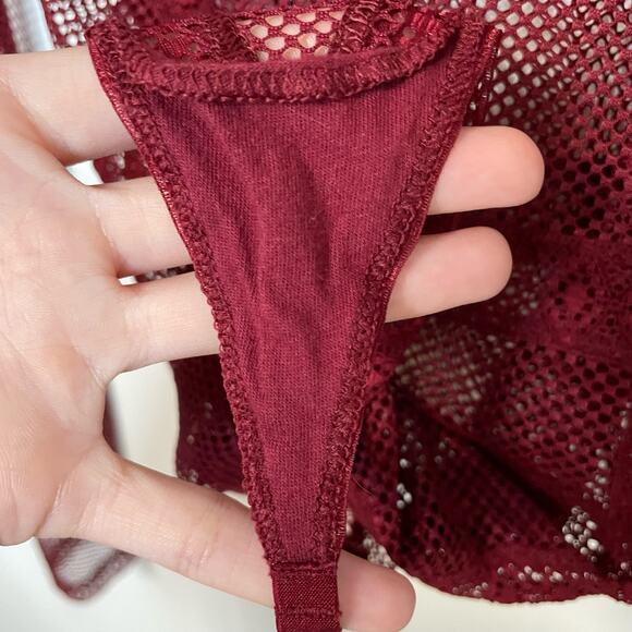 Victoria's Secret Red Bodysuit XS Womens Mesh Long Sleeve Sexy Lingerie - Picture 4 of 8